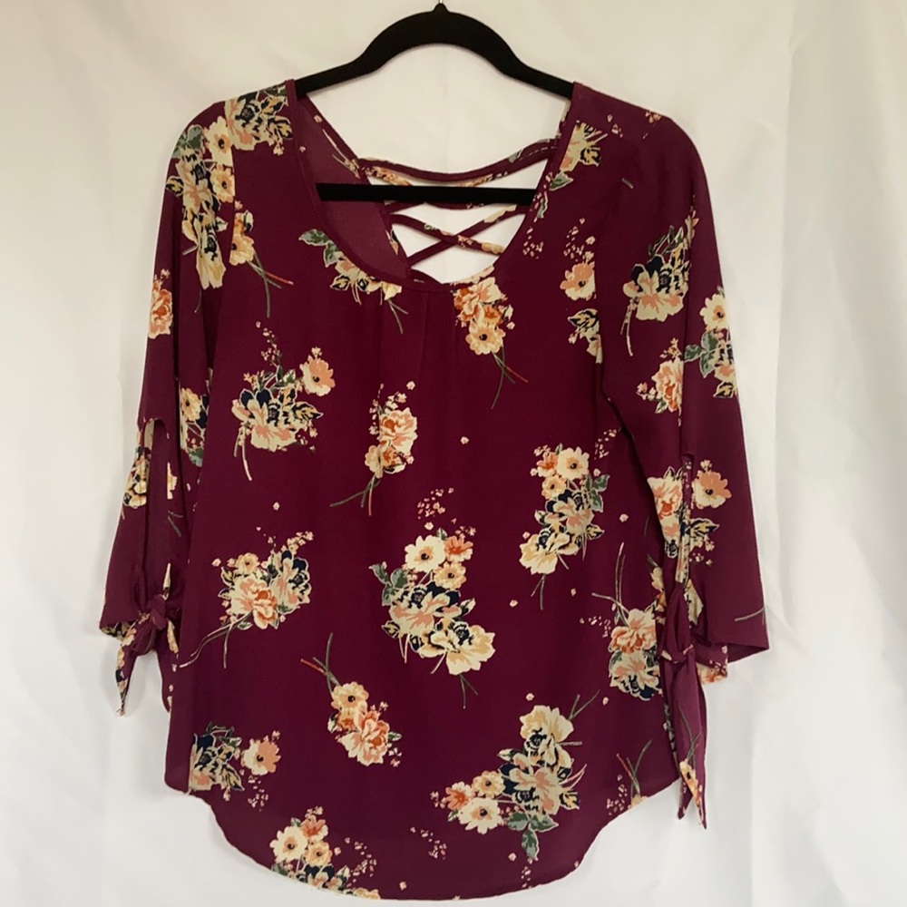 Papermoon size small floral top